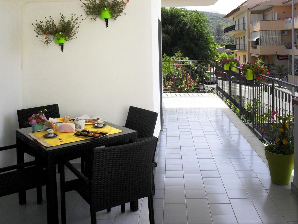 Casa Vacanze Milosa Терме-Вильяторе Номер фото